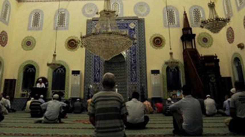 90 yıl sonra namaza izin