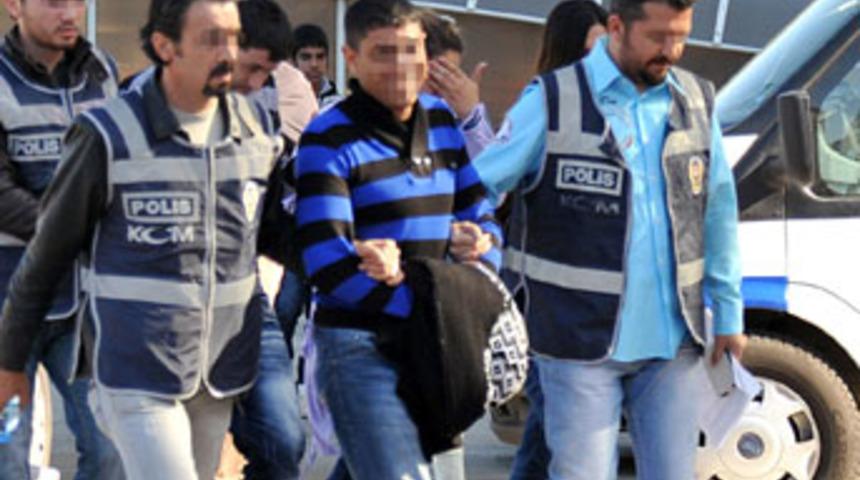 Uyuşturucu saklamak i&ccedil;in aile kiralıyorlar