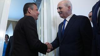 TBMM Başkanı Kurtulmuş'tan 'anayasa' turu!  Özgür Özel'den dikkat çeken vurgu