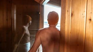 Kapıyı çıplak bir şekilde açmak isteyen müşteriye yemek teslimatı yapmayan kurye parasından oldu! Sipariş notundaki ifadeler şaşkına çevirdi