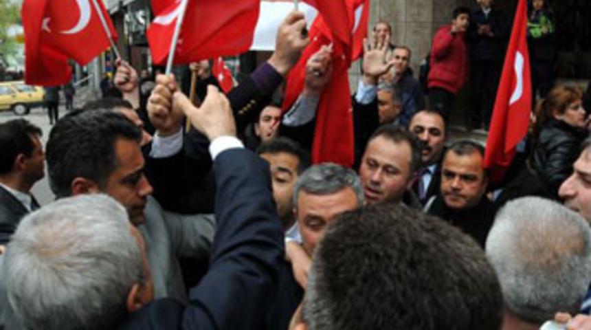 Zonguldak'ta Akil İnsanlar Heyeti'ne protesto