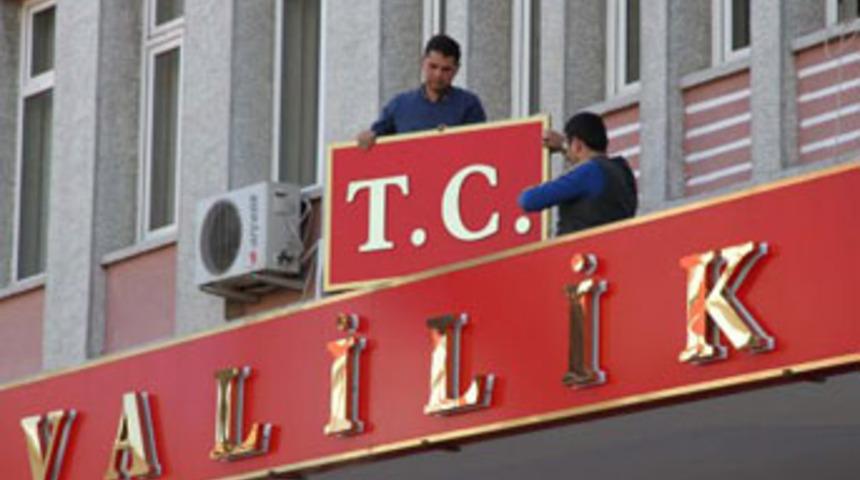 T.C. karmaşası b&uuml;y&uuml;yor!