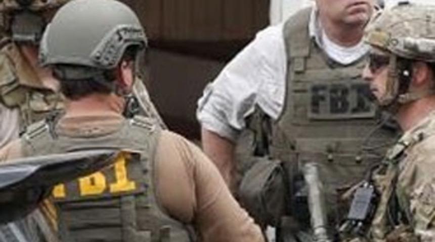 T&uuml;rk evine gece yarısı baskını