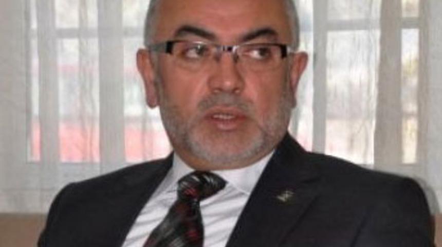 'Kamer Genç alkol içer, küfreder...'