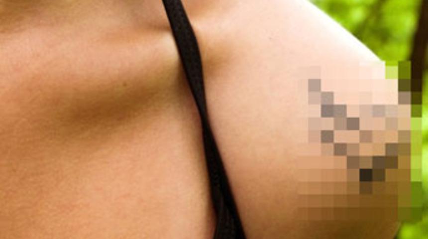 Omuzuna PKK d&ouml;vmesi yaptırınca...