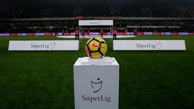 Yapay zeka önümüzdeki 20 yılın Süper Lig şampiyonlarını açıkladı! Zirvede eşitlik var