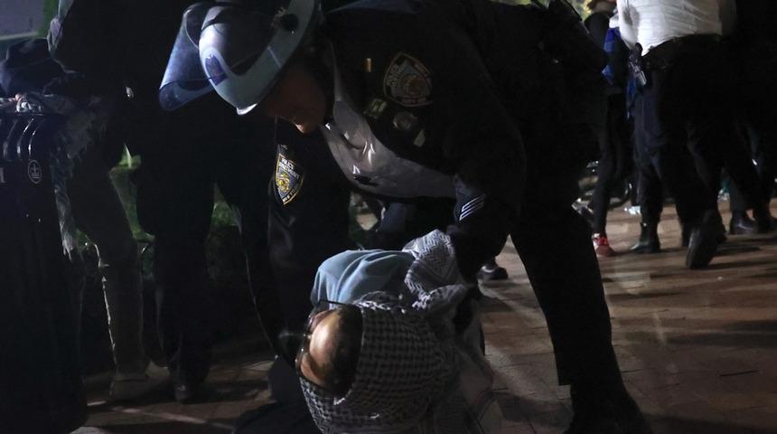 ABD üniversitelerindeki Filistin'e destek eylemlerine polis müdahalesi! Protestocu öğrenciler gözaltında