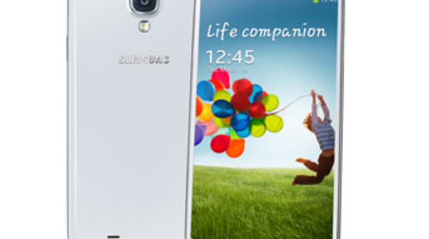 4 gözle beklenen Galaxy S4 Türkiye’ye geldi