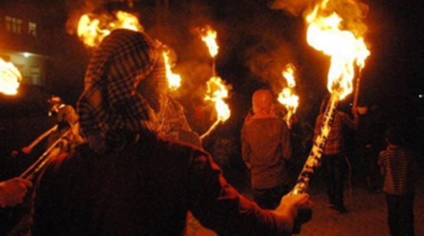 Cizre'de olaylı gece