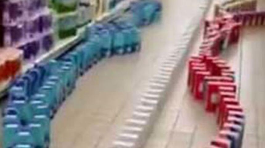 S&uuml;permarkette domino etkisi