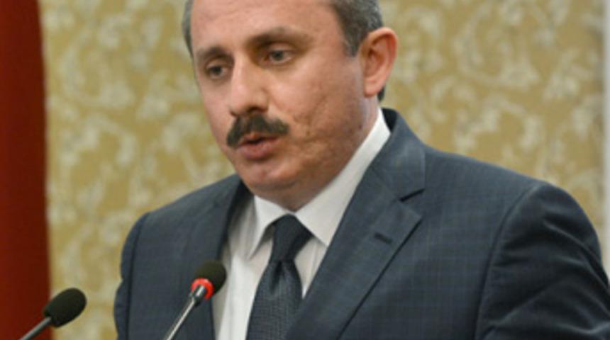 "CHP &ccedil;akma parti, İzmir ise kasaba"