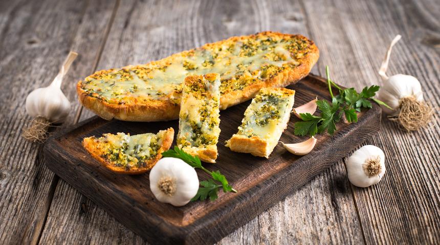 Sarımsaklı ekmek tarifi: Sarımsaklı ekmek nasıl yapılır?