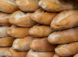 Ankara'da ekmeğe zam: 2 liralık zam sonrası 200 gram ekmek 10 TL oldu