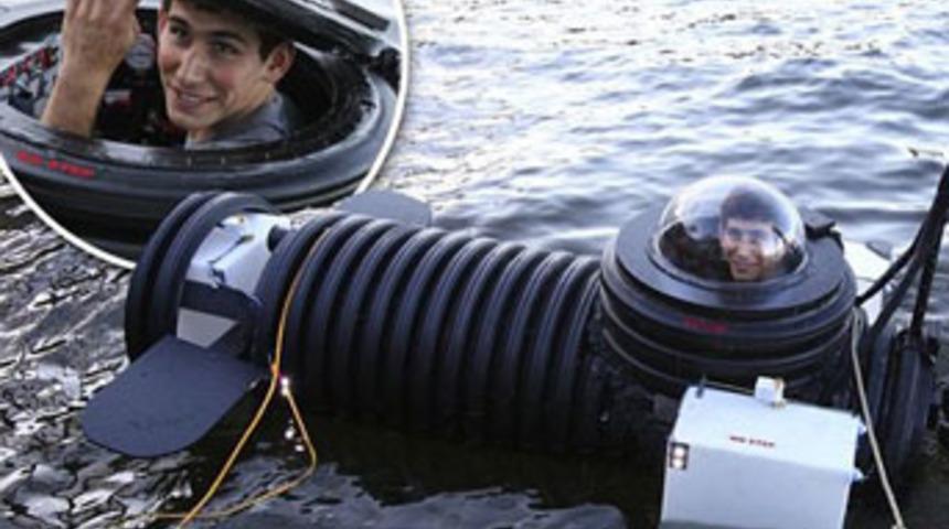 Tek kişilik denizaltı yaptı