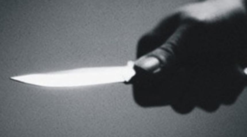 Yol vermedi diye boğazını kesti!