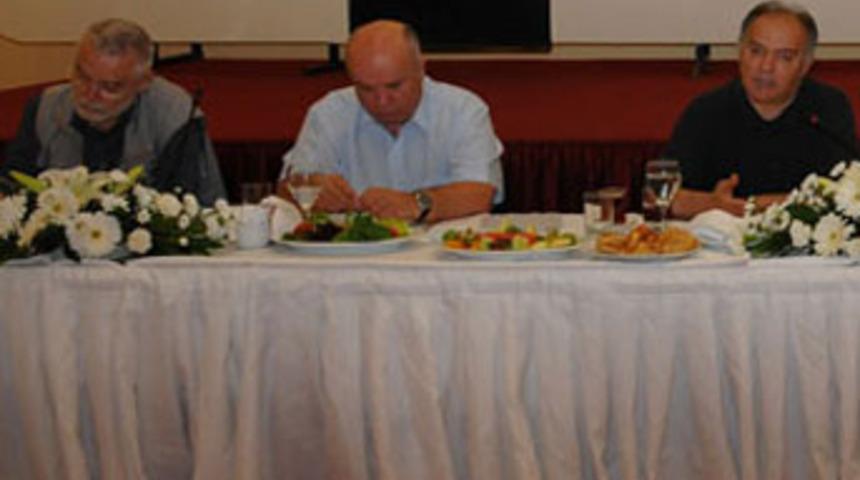 Akil İnsanlar Bodrum'da gazetecilerle buluştu