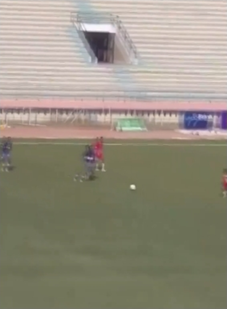 Futbolda şike iddialarına bir yenisi daha eklendi! Kaldırılan ofsayt bayrağı akıllara durgunluk getirdi G2