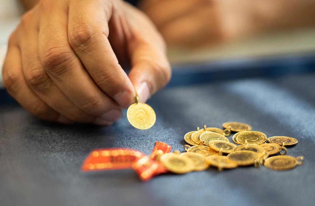 Altın fiyatlarında Fed rüzgarı! Yatırımcılar dikkat, karar sonrası yön değişti (2 Mayıs Perşembe güncel altın fiyatları, gram altın, çeyrek altın ne kadar? - Finans haberlerinin doğru adresi - Mynet Finans Haber