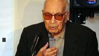 Yaşar Kemal: Kürt'üm diye dışlanmadım