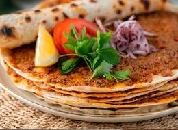 Gören şok oldu! Bodrum cep yakmaya devam ediyor! Bir lahmacun iki kilo kıymadan pahalı