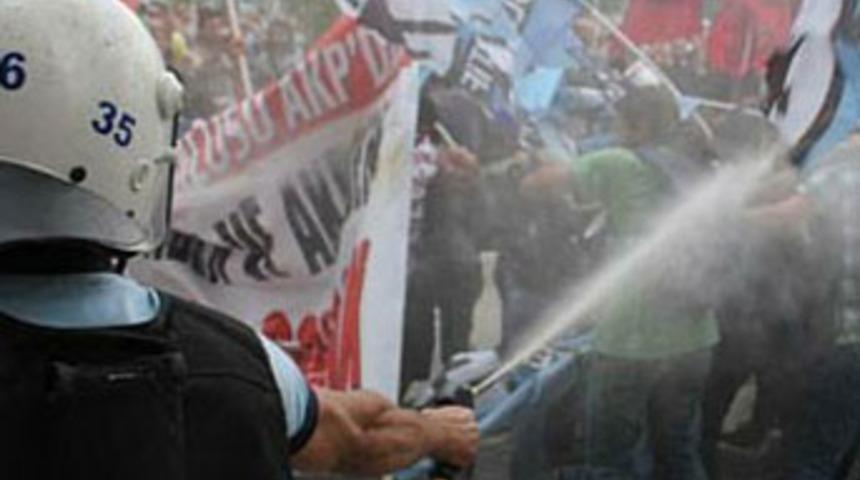 İfade &ouml;zg&uuml;rl&uuml;ğ&uuml;ne kırık not