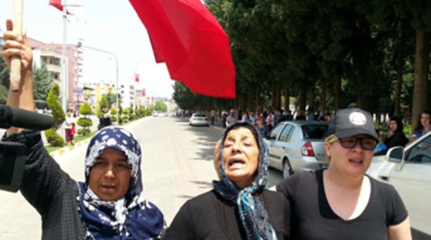 Yürüyüş yapmak isteyen gruba polis müdahalesi