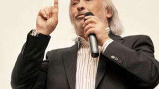 'Akil değil aptalım'