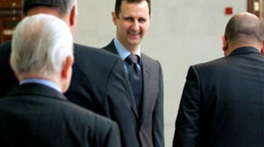 İran Esad'a ömür biçti