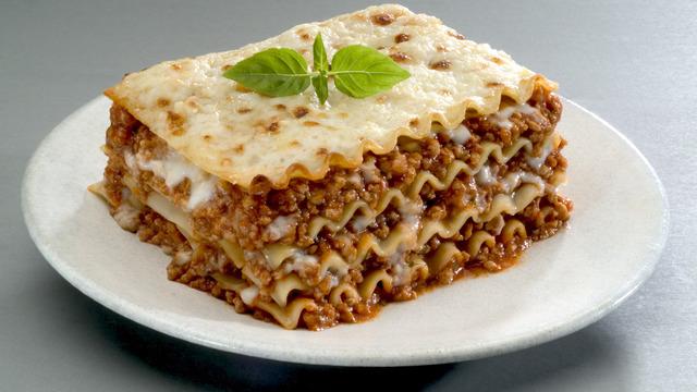 Lazanya tarifi: Lazanya nasıl yapılır?