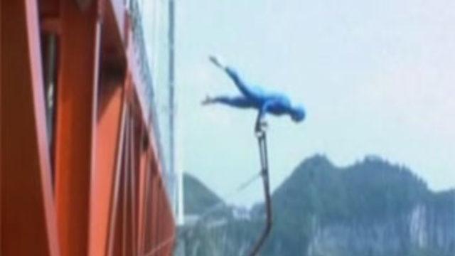 Norveçli akrobat gösterisiyle nefesleri kesti