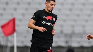 Fenerbahçe yeni sezonun ilk transferini yaptı! Fatih Karagümrük forması giyen Levent Mercan ile anlaşma sağlandı