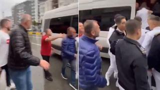 Görüntüler tepki çekti! Minibüs şoförleri, servis kiralayan üniversite öğrencilerini darbetti