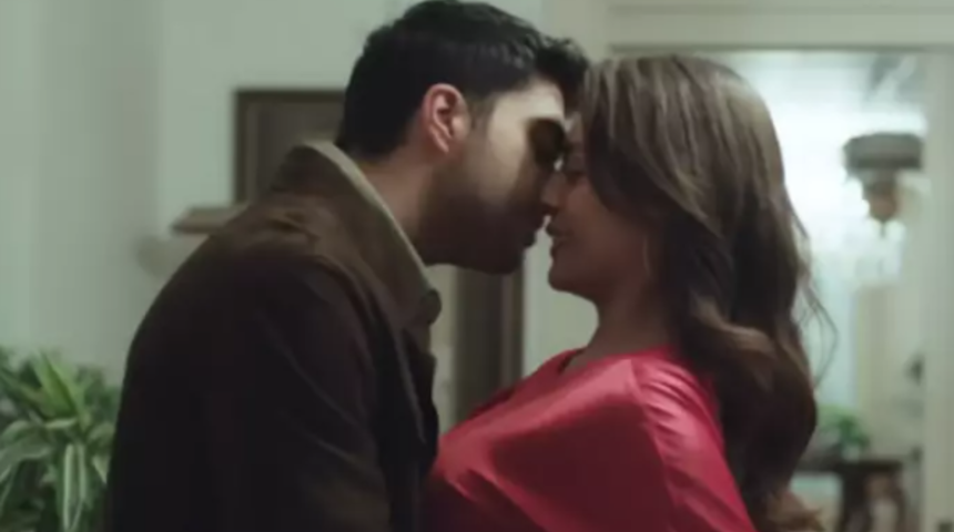 Öpüşme krizini atlatıp barıştılar! Sıla Türkoğlu ve Doğukan Güngör Mert Demir konserinde görüntülendi