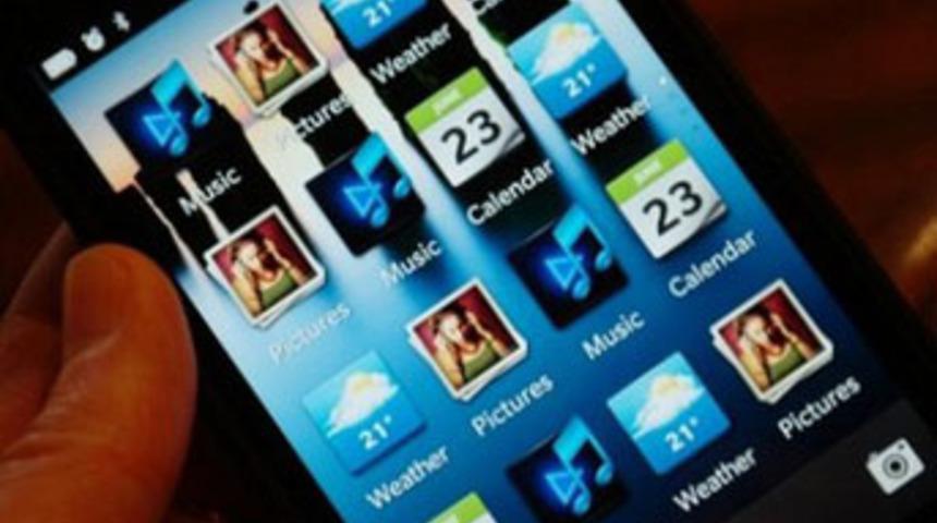 BlackBerry kullanıcısı Android'den şikayet&ccedil;i