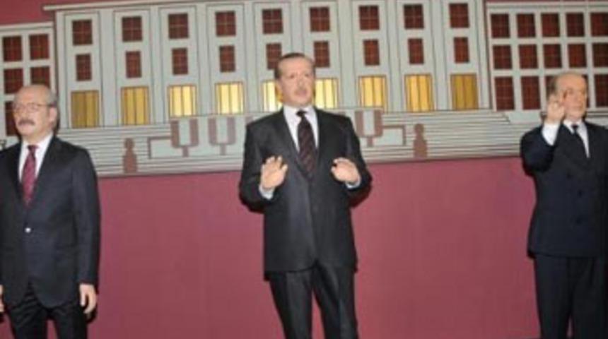 T&uuml;rkiye'nin ilk balmumu m&uuml;zesi a&ccedil;ıldı