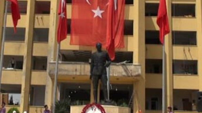 Reyhanlı'da h&uuml;z&uuml;nl&uuml; 19 Mayıs