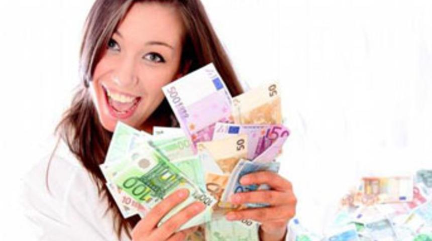 'Parayla saadet oluyor'