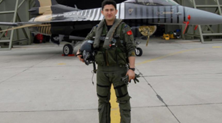 Şehit pilotun &ouml;l&uuml;m nedeni fırlatma koltuğu