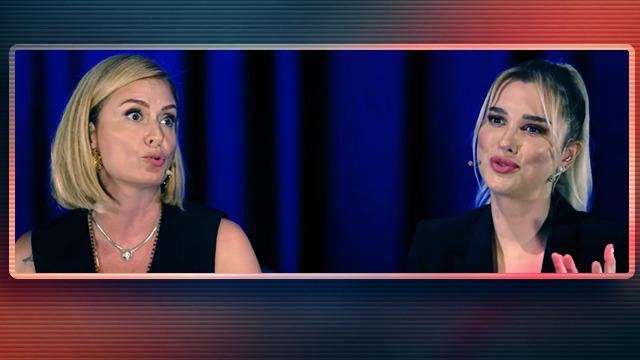 Bülent Şakrak ile boşanmasıyla gündemdeydi! Ceyda Düvenci Pınar Sabancı'ya konuk oldu! 'Regl' yorumu sosyal medyayı salladı