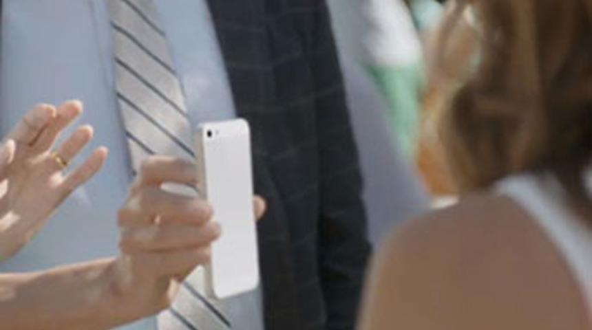 Samsung&rsquo;un yeni reklam filmi tepki &ccedil;ekebilir