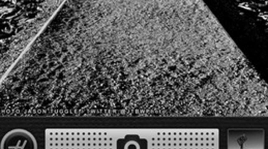 G&uuml;n&uuml;n mobil uygulaması: Hueless