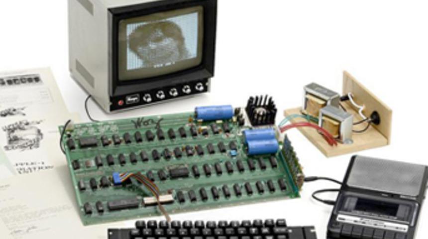 Apple 1 a&ccedil;ık artırmada satıldı