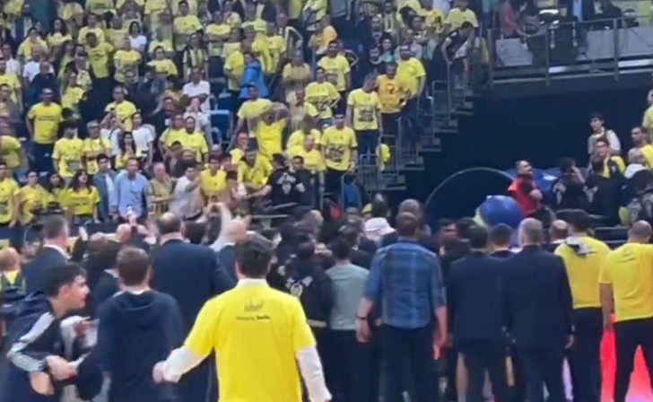 EuroLeague'de olaylı gece! Fenerbahçe Beko-Monaco maçı sonrası ortalık karıştı, polis müdahale etti G2