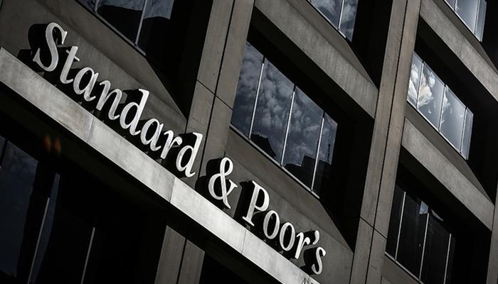 Standard & Poor's'tan Türkiye kararı! Kredi notunu artırdılar