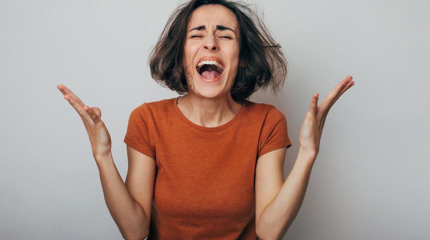 Ses kısıklığına ne iyi gelir? Ses kısıklığı neden olur, nasıl geçer?