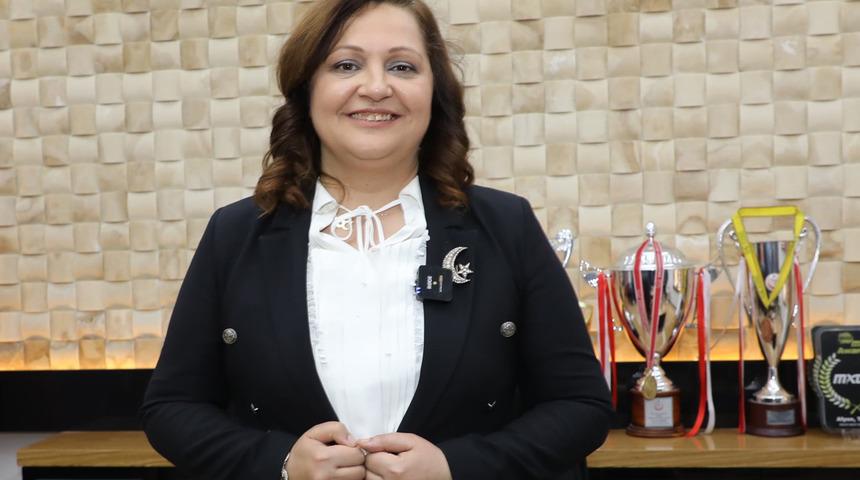 Bir ilde gündem olan karar! Yeni başkan gaza bastı: Türklere 400 lira, sığınmacılara 10 bin lira..