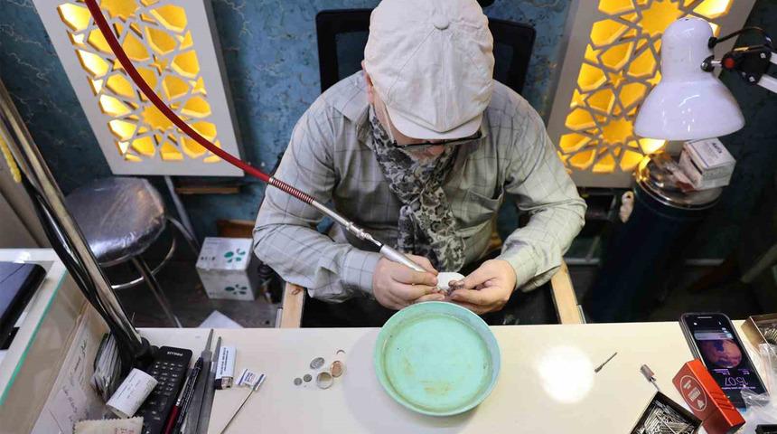 'D&uuml;nyada 3-5 kişi yapıyor' Annesini dinleyip o işe girdi! Avustralya, Kanada, İspanya... Her &uuml;lkeden m&uuml;şterisi var, talep yağıyor '&Ccedil;ığır a&ccedil;tı resmen'