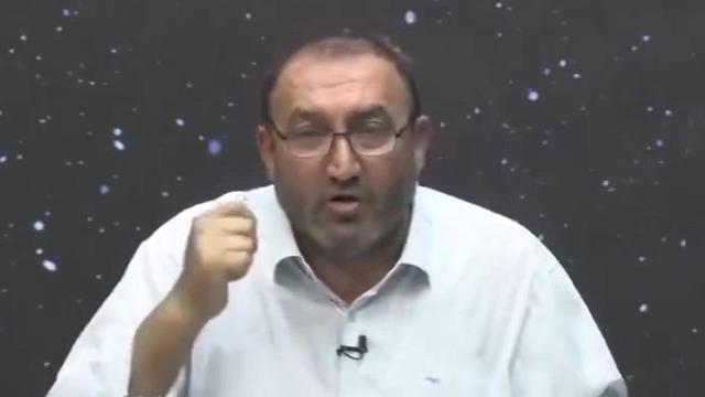 'Keyfi sen yaptın, cezasını ben mi çekeyim?' Gece 3'te telefonla gelen 'Gusül abdesti' sorusuna isyan ettiği anlar gündem oldu