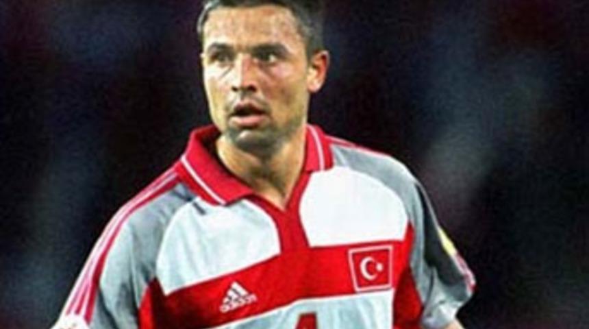 Eski futbolcu Fatih Akyel kaza ge&ccedil;irdi