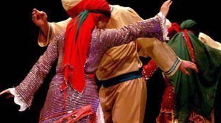 &Ouml;ğretmen sınıfta Alevilerle S&uuml;nnileri ayırdı